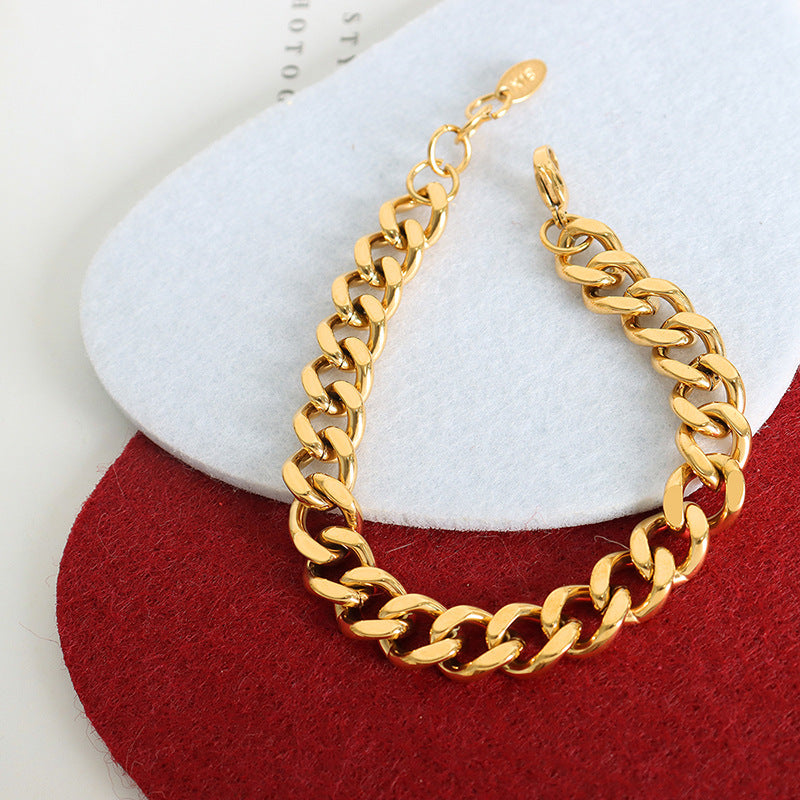 Classic Chunky Gold Chain Bracelet