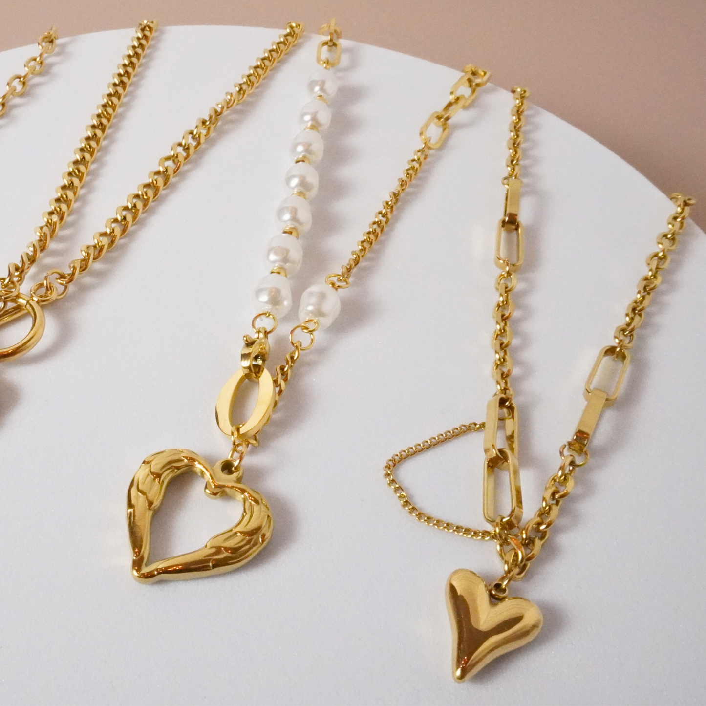 Golden Love Pearl Necklace